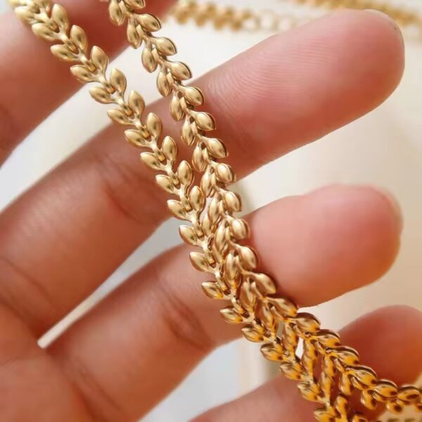 1811 Gold Plated Necklace - Image 7