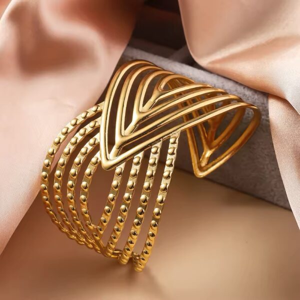 1822 Gold Plated Bangle - Image 4