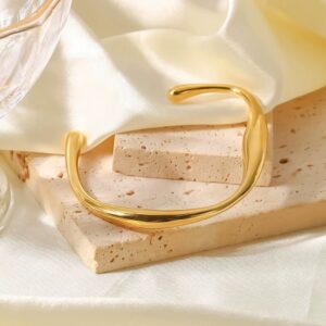 1847 Gold Plated Bangle