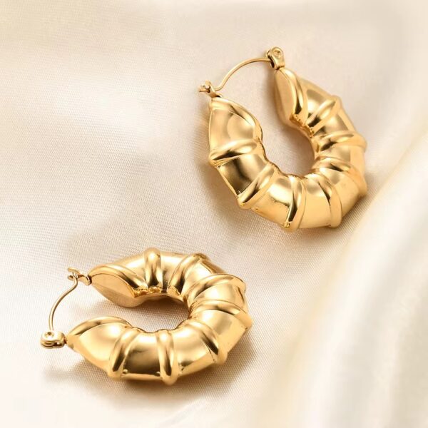 1899 Gold Plated Earrings - Image 3