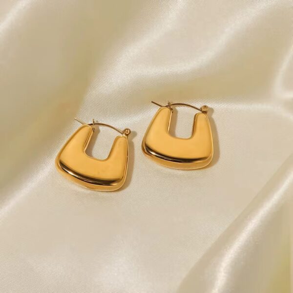 1900 Gold Plated Earrings - Image 7