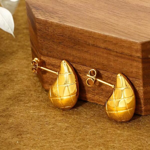 1897 Gold Plated Earrings - Image 4