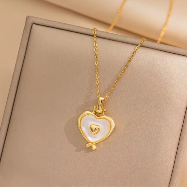 1905 Gold Plated Necklace