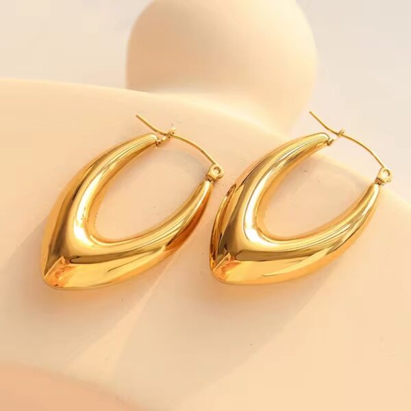 1939 Gold Plated Earrings - Image 3