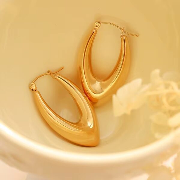 1939 Gold Plated Earrings - Image 4