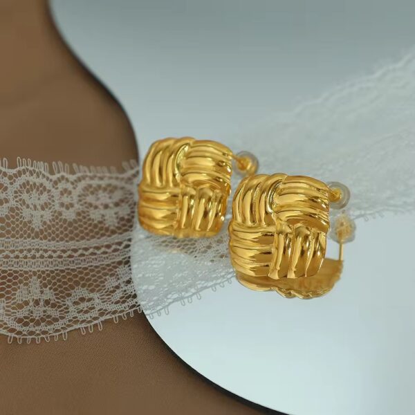 1942 Gold Plated Earrings - Image 4