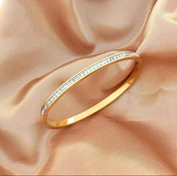 1950 Gold Plated Bangle