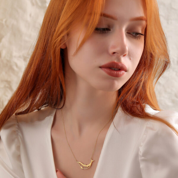 1965 Gold Plated Necklace - Image 3