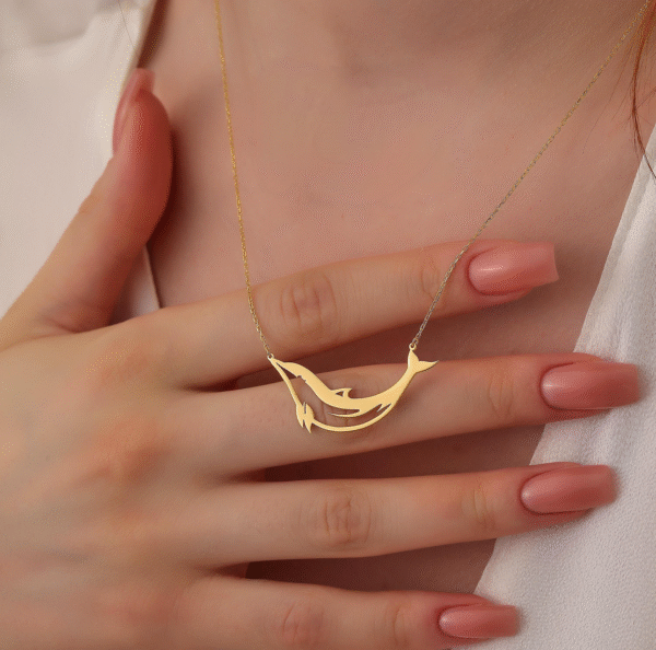 1965 Gold Plated Necklace