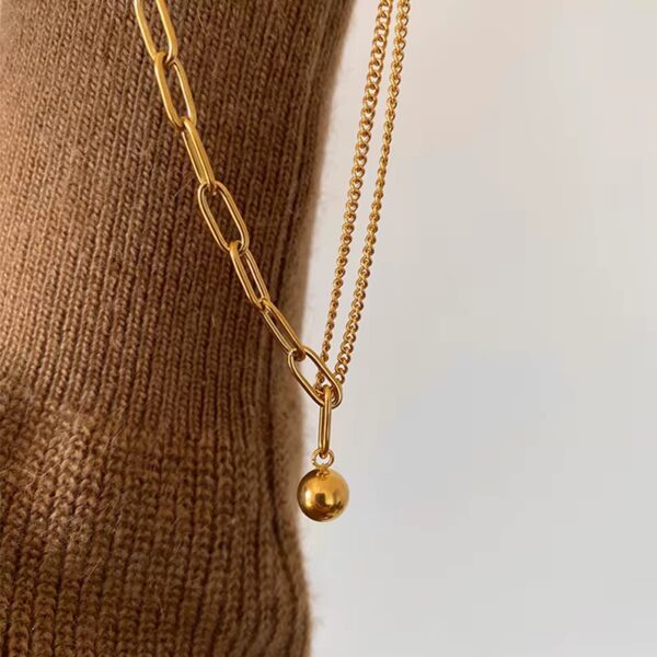 1963 Gold Plated Necklace - Image 3