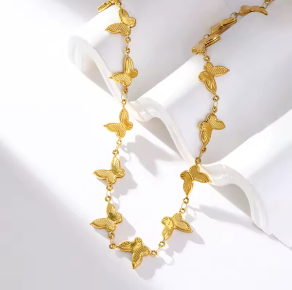 1973 Gold Plated Necklace - Image 5