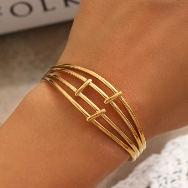 1983 Gold Plated Bangle