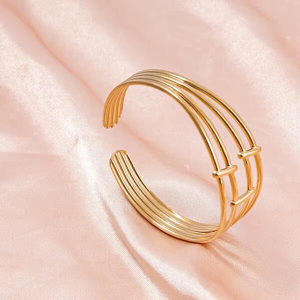 1983 Gold Plated Bangle