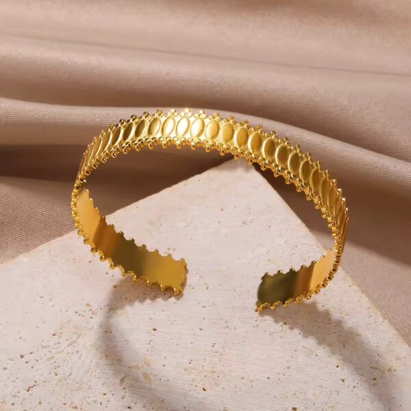 1981 Gold Plated Bangle