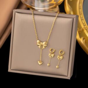 1992 Gold Plated Necklace & Earrings