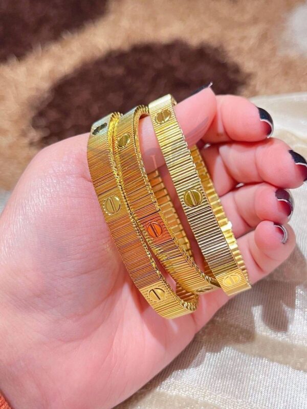 img_8221-2 2067 Gold Plated Bracelet