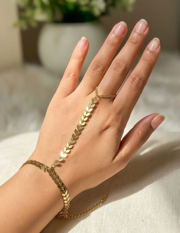 img_2014-2 2130 Gold Plated Hand Chain