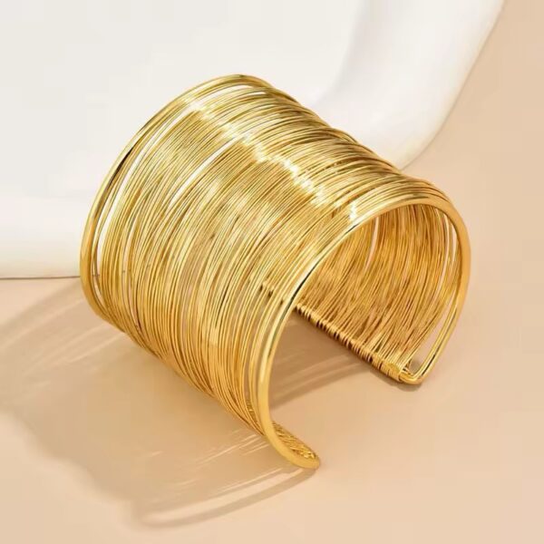 2125 Gold Plated Bangle