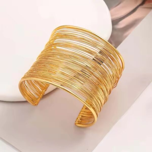 2125 Gold Plated Bangle