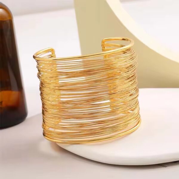 2125 Gold Plated Bangle