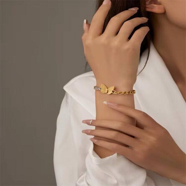 2129 Gold Plated Bracelet